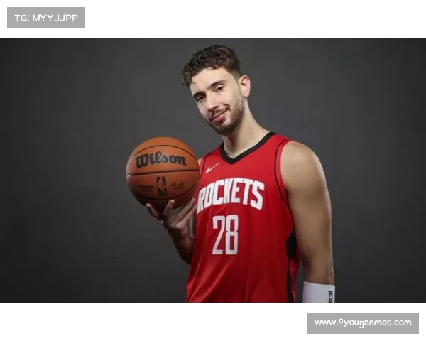 申京季前赛场均8.3助攻高居第二 展现出卓越组织才能 申京季前赛场均8.3助攻高居第二 展现出卓越组织才能